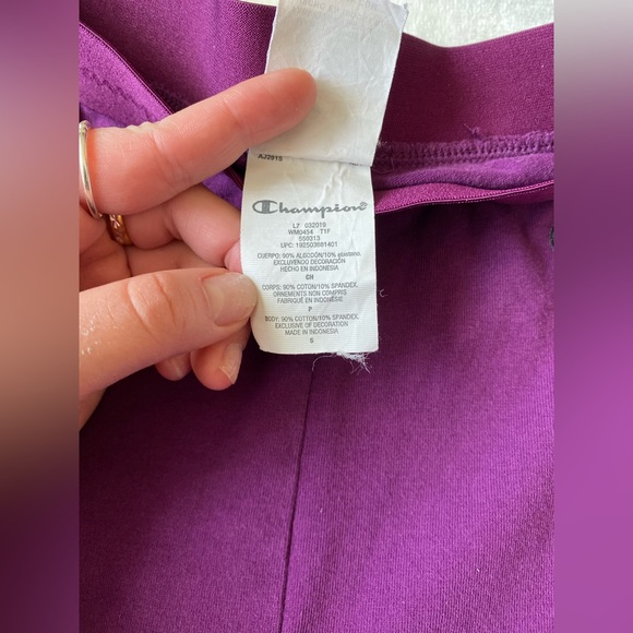 Women’s champion purple biker shorts & crop tank top set - Picture 14 of 16